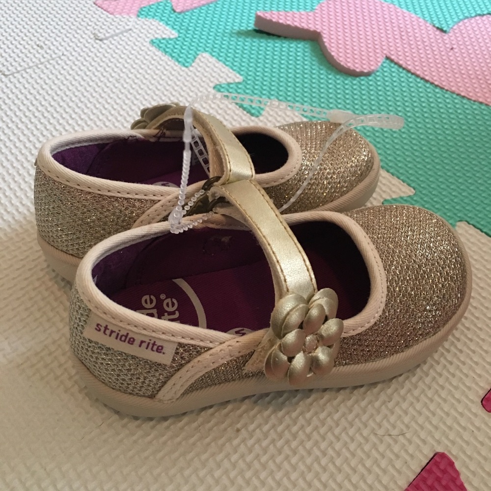 Stride rite size 5 new